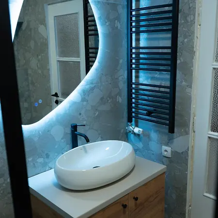 アパート Bosiljak